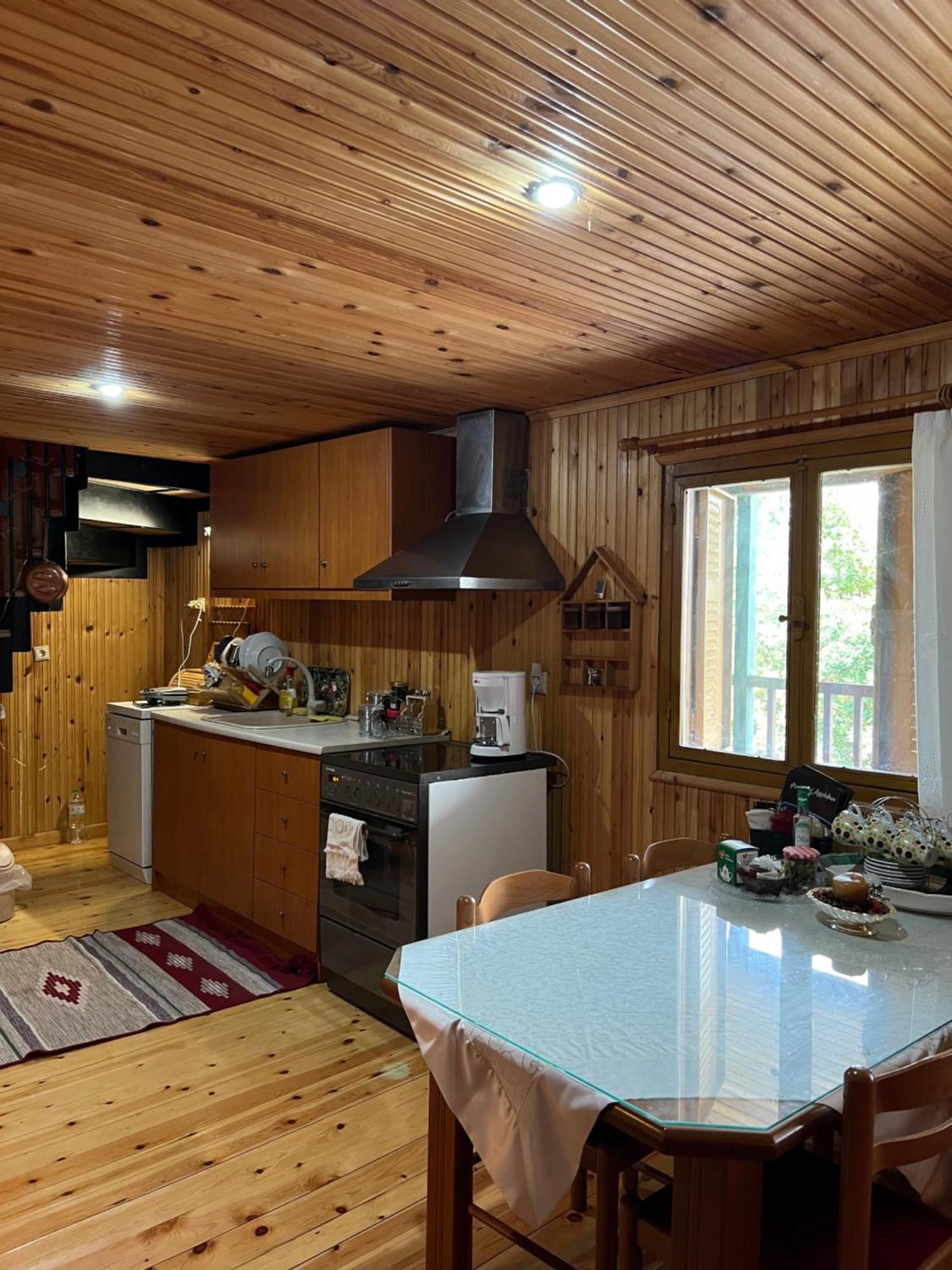 Traditional Wooden Apartment Koutsodímos Buitenkant foto
